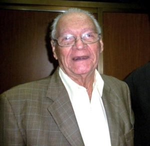 Prof. Evelio L. Cabezas Cruz